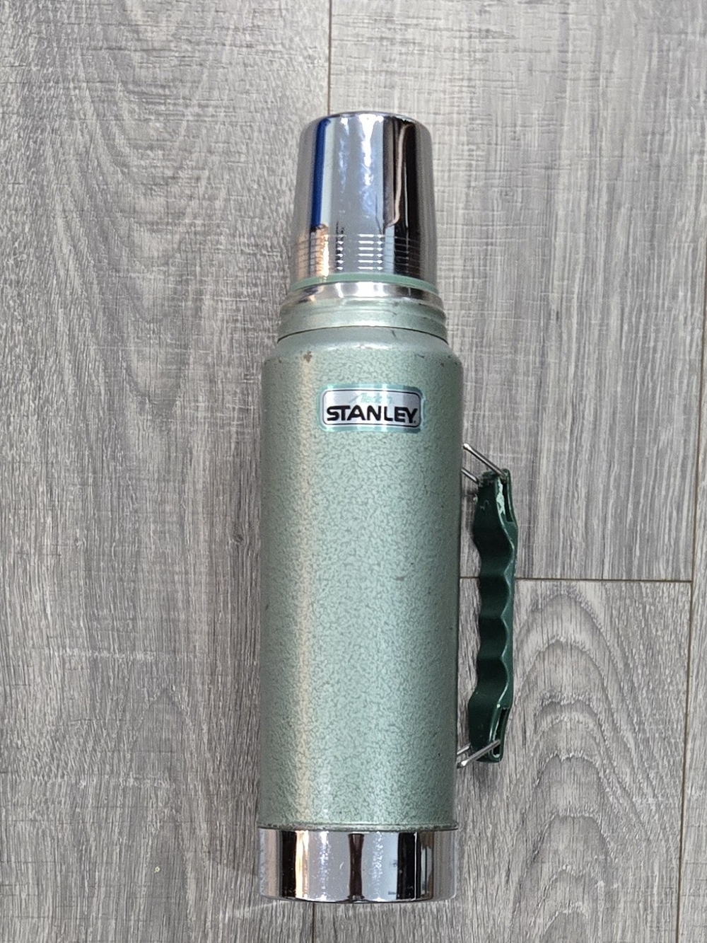 Vintage Stanley Aladdin A-944DH 1 Quart Thermos Green USA Vacuum Bottle Tested.